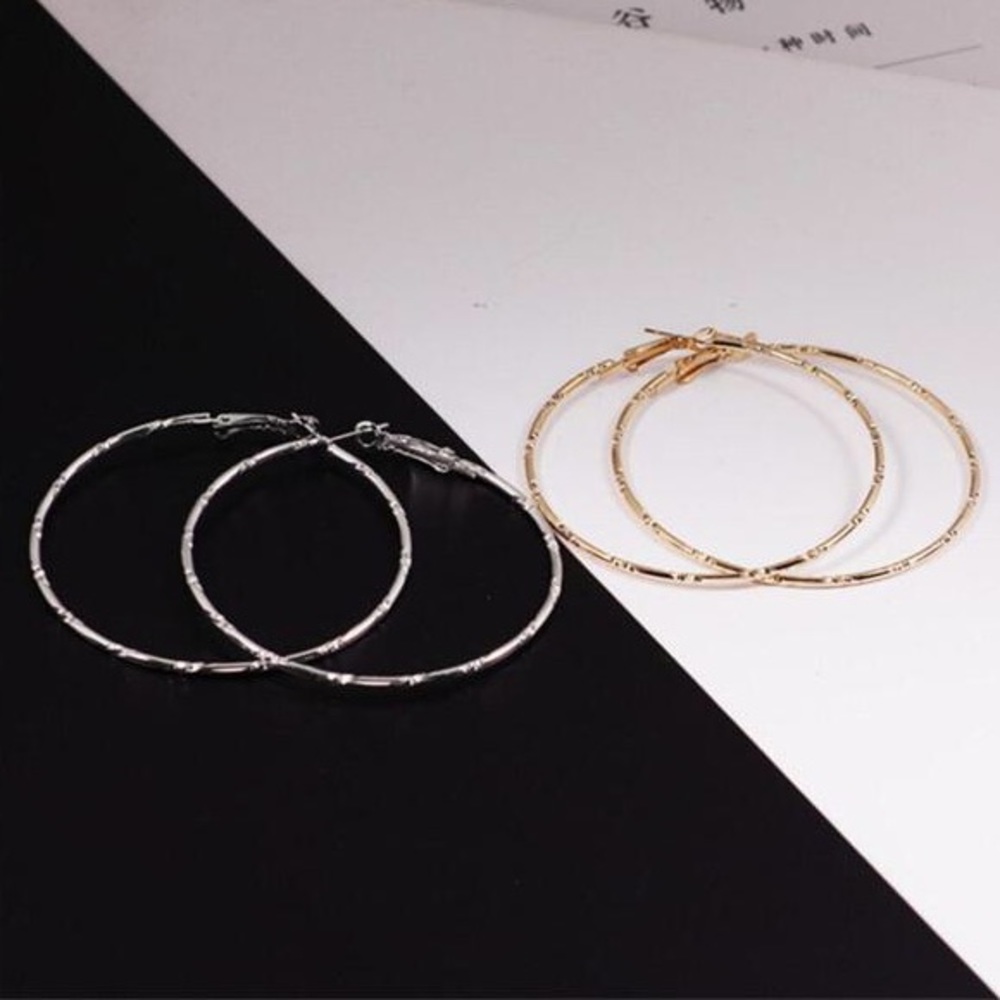 🔥BOGO NEW  Gold or Silver hoops-earrings